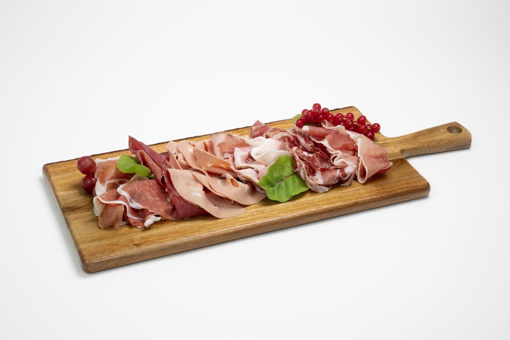 Plateau La Variegato – Mélange de charcuterie et fromages italiens pour événements à Paris